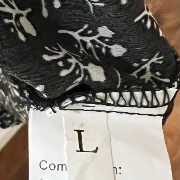 NWOT. Elegant Black Floral Maxi Dress - Picture 4 of 6